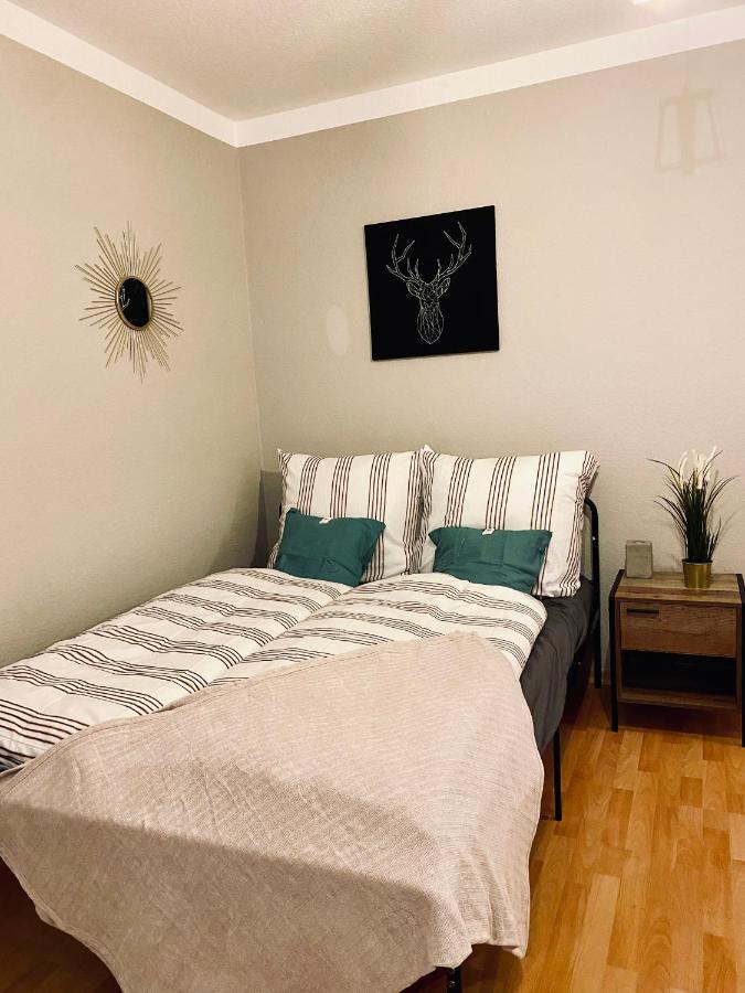 Saniertes Studio - Elisa - Mit Balkon, Wlan, Smart-Tv & Kueche In City-Naehe Erfurt Kültér fotó